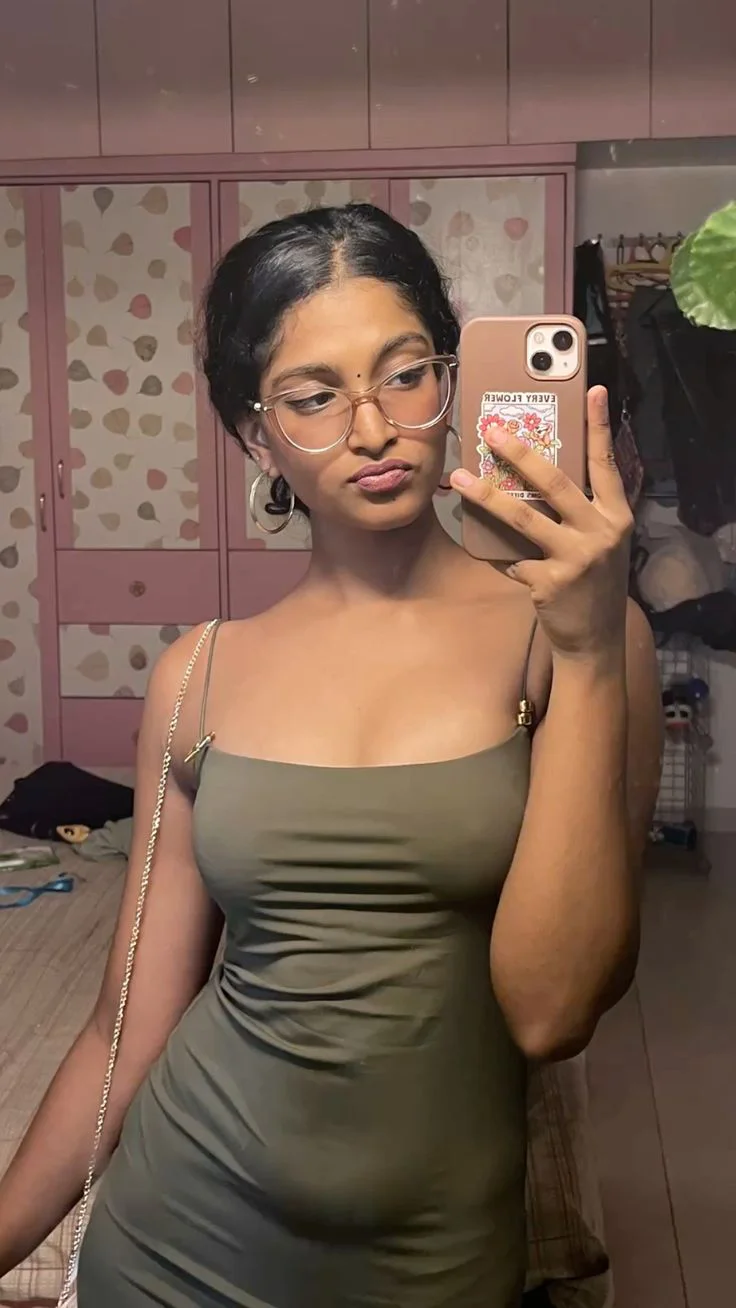 Hey guys, I am Mia New in town and ready to play